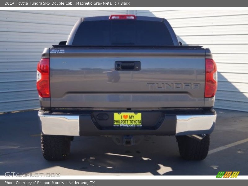 Magnetic Gray Metallic / Black 2014 Toyota Tundra SR5 Double Cab