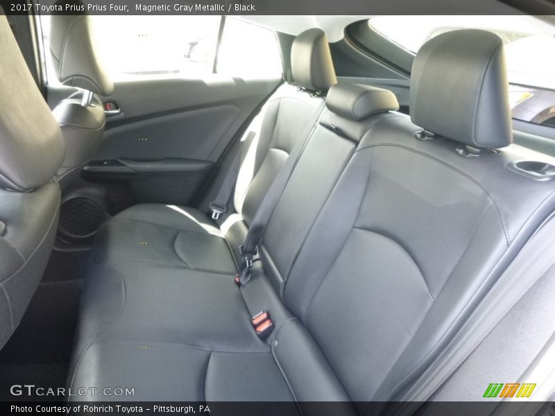 Magnetic Gray Metallic / Black 2017 Toyota Prius Prius Four