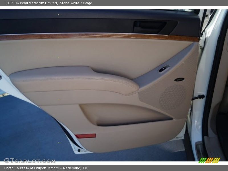 Stone White / Beige 2012 Hyundai Veracruz Limited