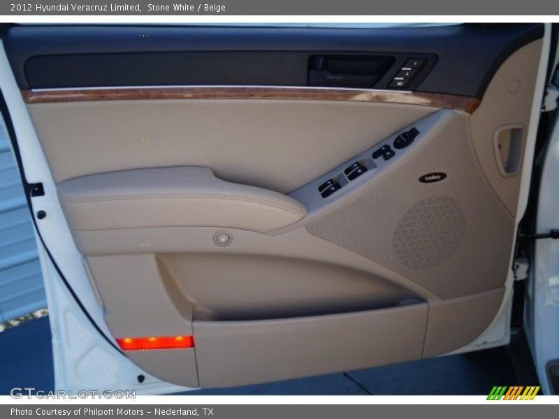 Stone White / Beige 2012 Hyundai Veracruz Limited