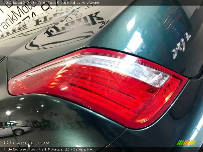 Taiga Green Metallic / Ivory/Oyster 2012 Jaguar XJ XJL Portfolio
