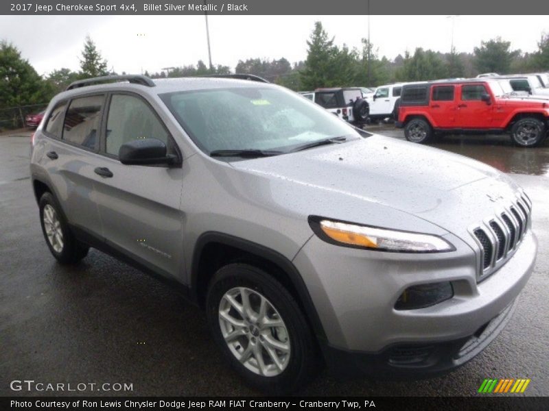 Front 3/4 View of 2017 Cherokee Sport 4x4