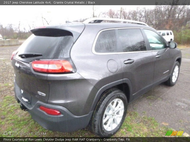 Granite Crystal Metallic / Black 2017 Jeep Cherokee Latitude 4x4