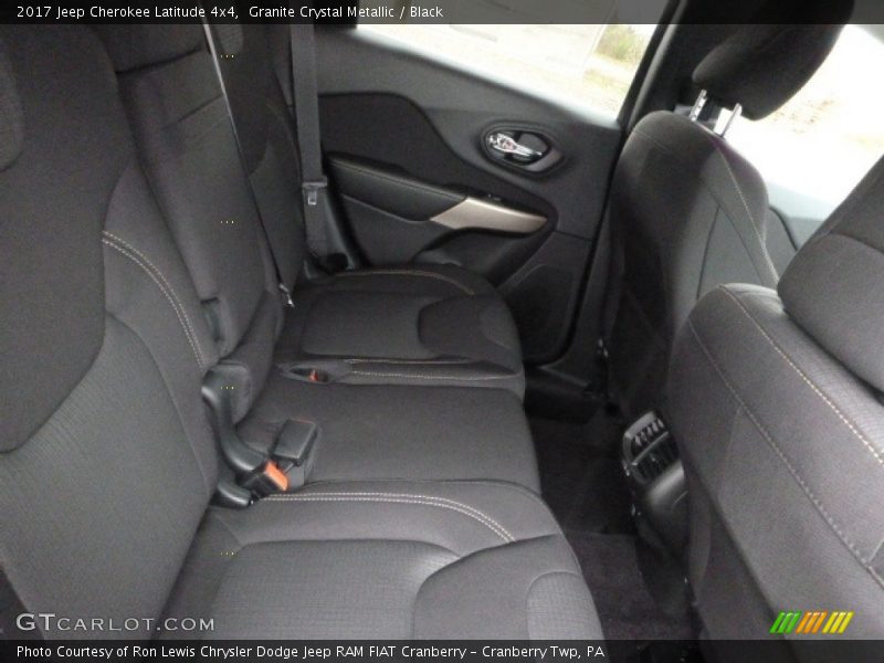 Granite Crystal Metallic / Black 2017 Jeep Cherokee Latitude 4x4