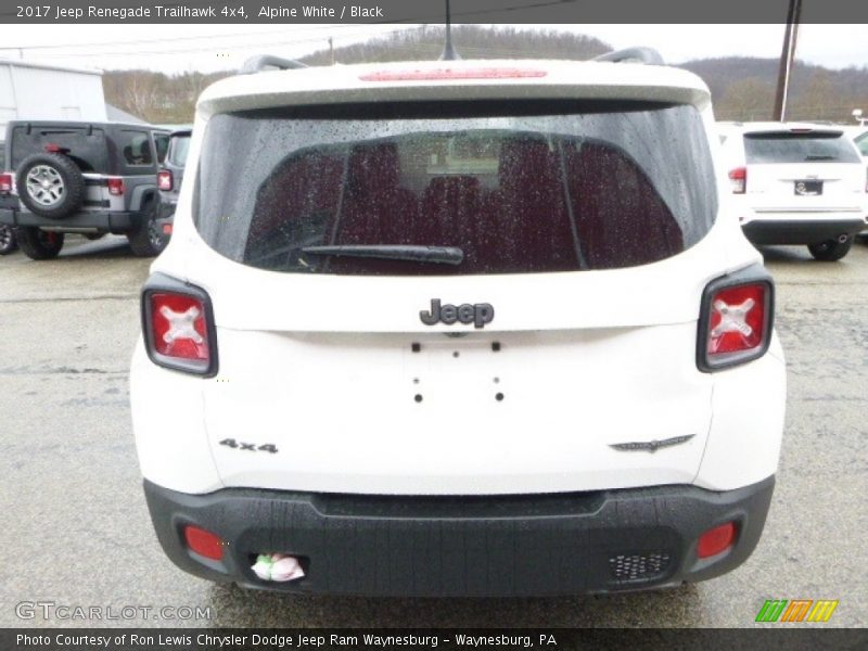 Alpine White / Black 2017 Jeep Renegade Trailhawk 4x4