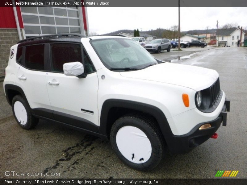 Alpine White / Black 2017 Jeep Renegade Trailhawk 4x4