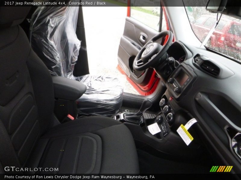 Colorado Red / Black 2017 Jeep Renegade Latitude 4x4