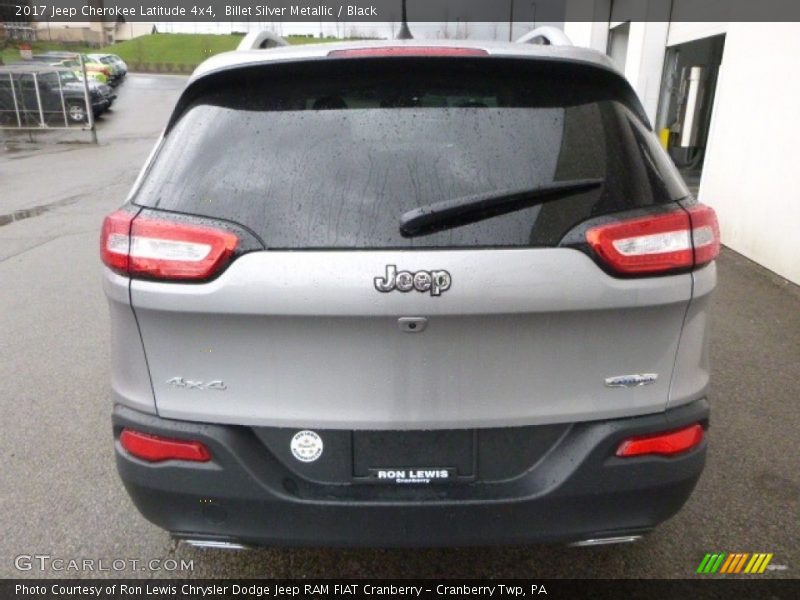 Billet Silver Metallic / Black 2017 Jeep Cherokee Latitude 4x4