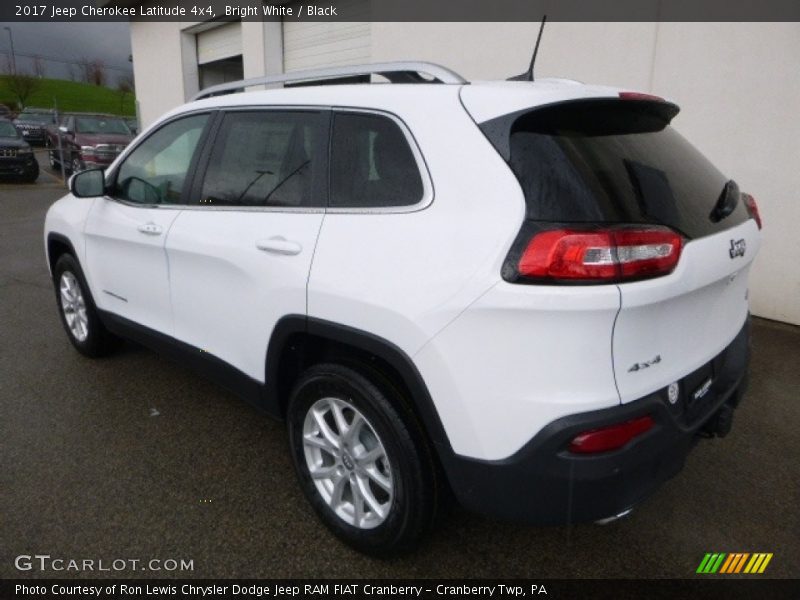 Bright White / Black 2017 Jeep Cherokee Latitude 4x4