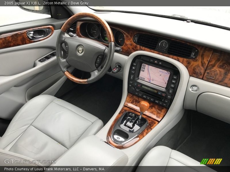 Zircon Metallic / Dove Grey 2005 Jaguar XJ XJ8 L
