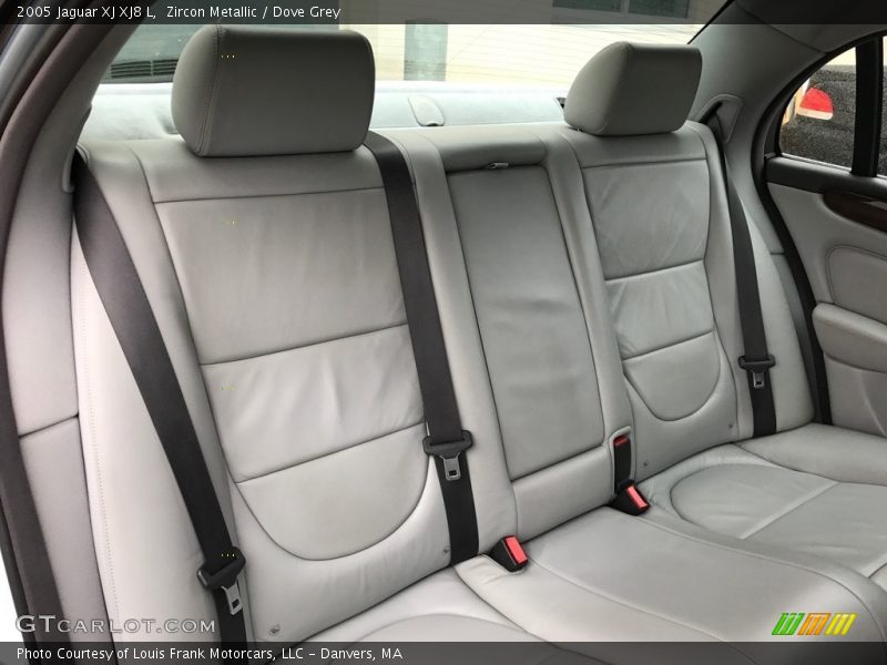 Zircon Metallic / Dove Grey 2005 Jaguar XJ XJ8 L