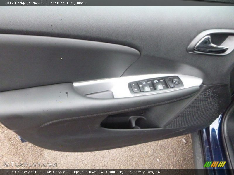Contusion Blue / Black 2017 Dodge Journey SE