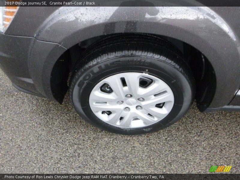 Granite Pearl-Coat / Black 2017 Dodge Journey SE