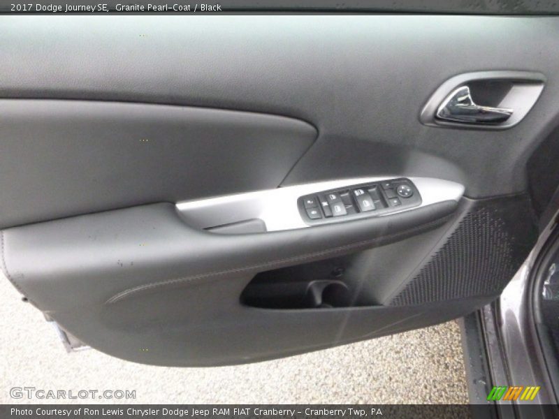 Granite Pearl-Coat / Black 2017 Dodge Journey SE