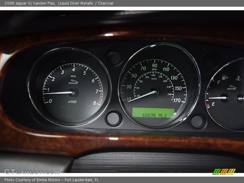  2008 XJ Vanden Plas Vanden Plas Gauges