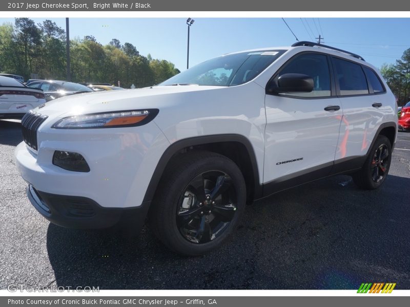 Bright White / Black 2017 Jeep Cherokee Sport