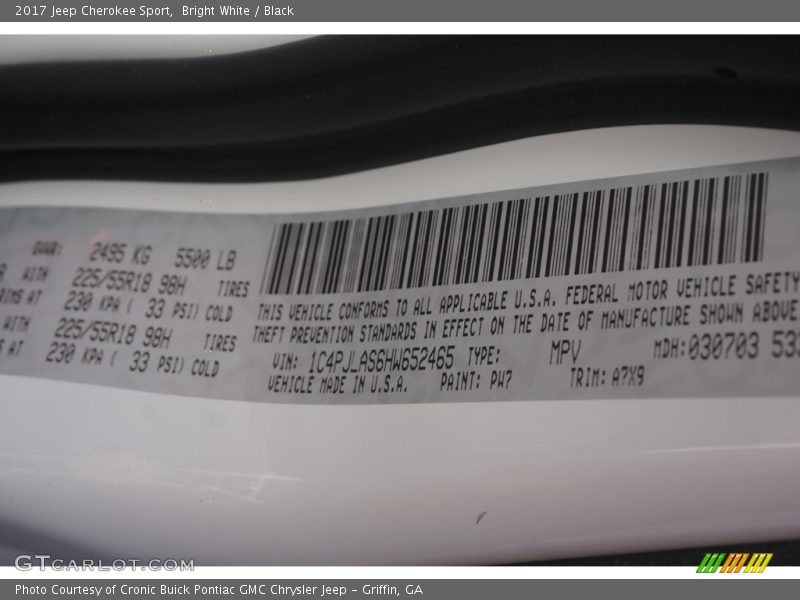 Bright White / Black 2017 Jeep Cherokee Sport