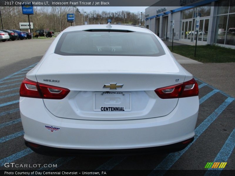 Iridescent Pearl Tricoat / Jet Black 2017 Chevrolet Malibu LT