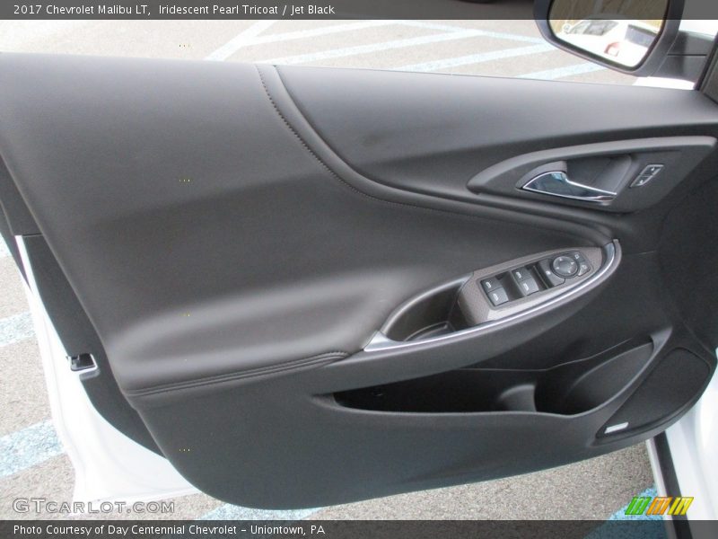 Iridescent Pearl Tricoat / Jet Black 2017 Chevrolet Malibu LT