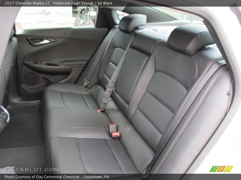 Iridescent Pearl Tricoat / Jet Black 2017 Chevrolet Malibu LT