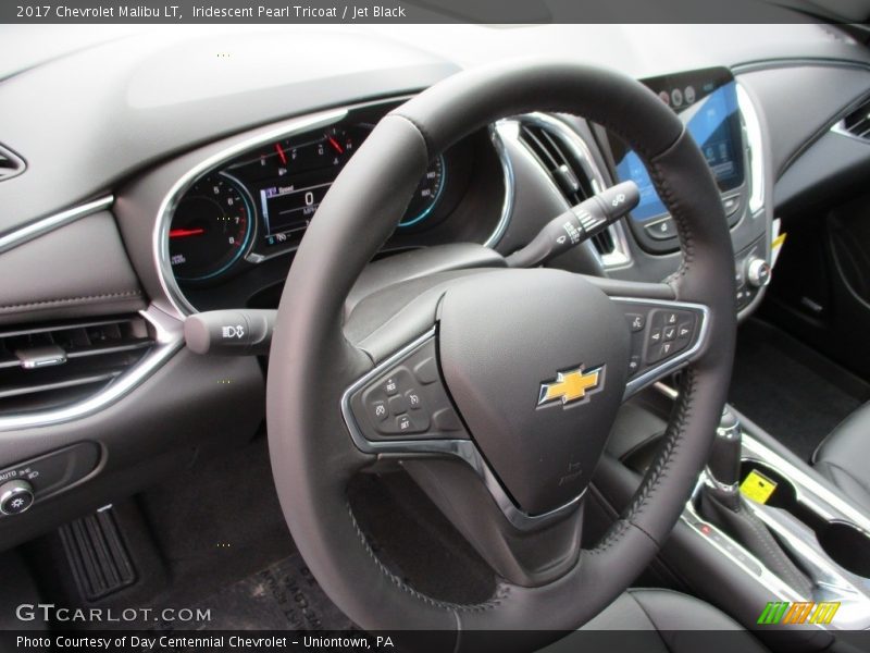 Iridescent Pearl Tricoat / Jet Black 2017 Chevrolet Malibu LT