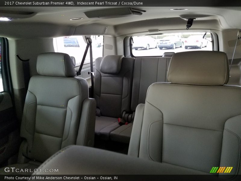 Iridescent Pearl Tricoat / Cocoa/Dune 2017 Chevrolet Suburban Premier 4WD