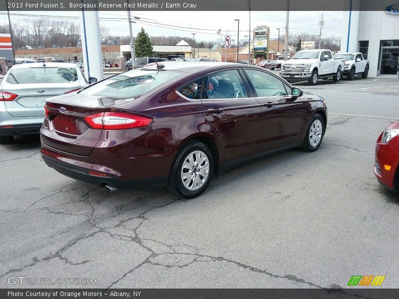 Bordeaux Reserve Red Metallic / Earth Gray 2013 Ford Fusion S