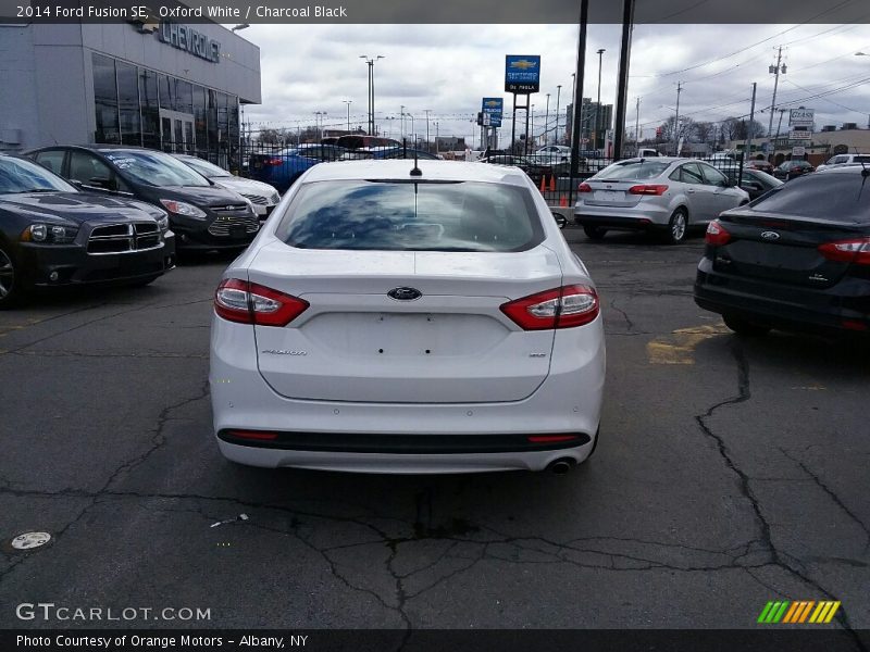 Oxford White / Charcoal Black 2014 Ford Fusion SE