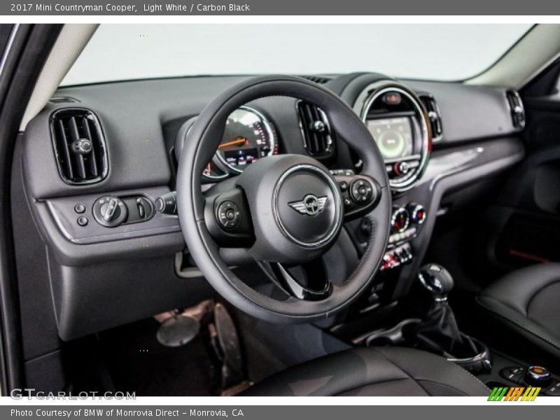 Light White / Carbon Black 2017 Mini Countryman Cooper