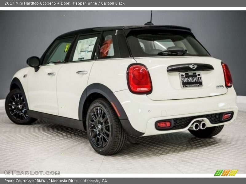 Pepper White / Carbon Black 2017 Mini Hardtop Cooper S 4 Door