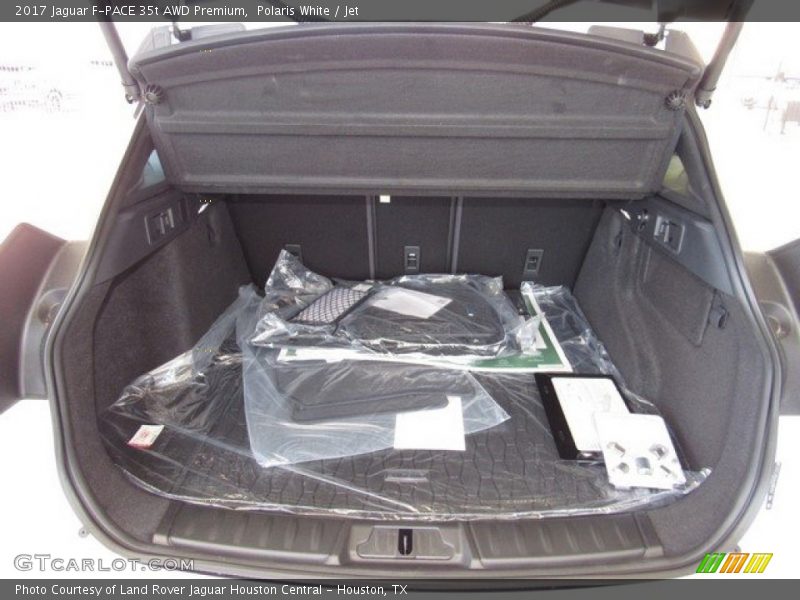 Polaris White / Jet 2017 Jaguar F-PACE 35t AWD Premium