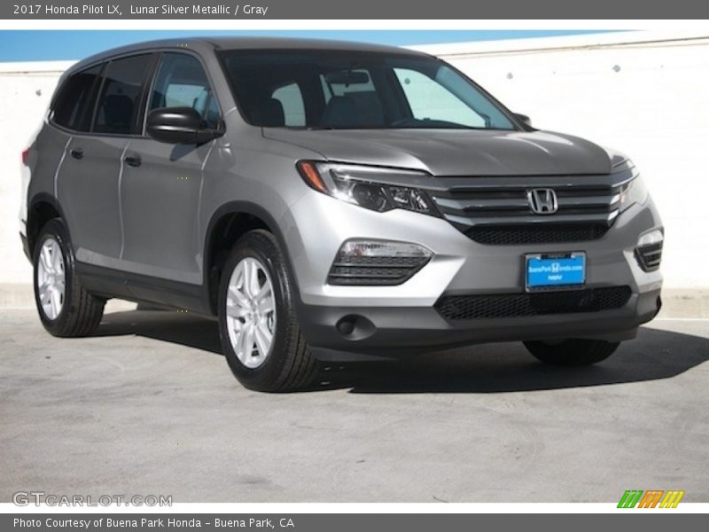 Lunar Silver Metallic / Gray 2017 Honda Pilot LX