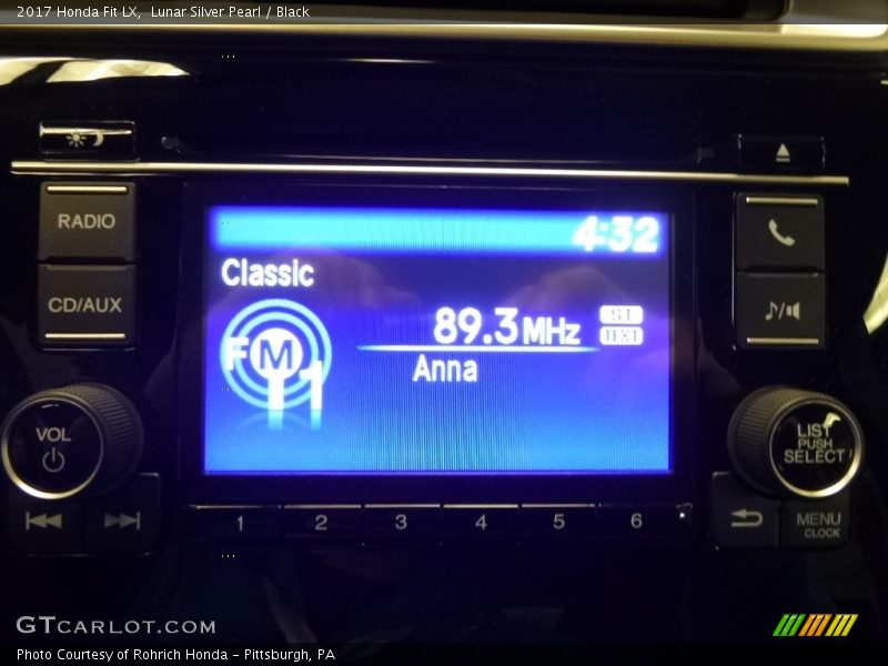 Lunar Silver Pearl / Black 2017 Honda Fit LX