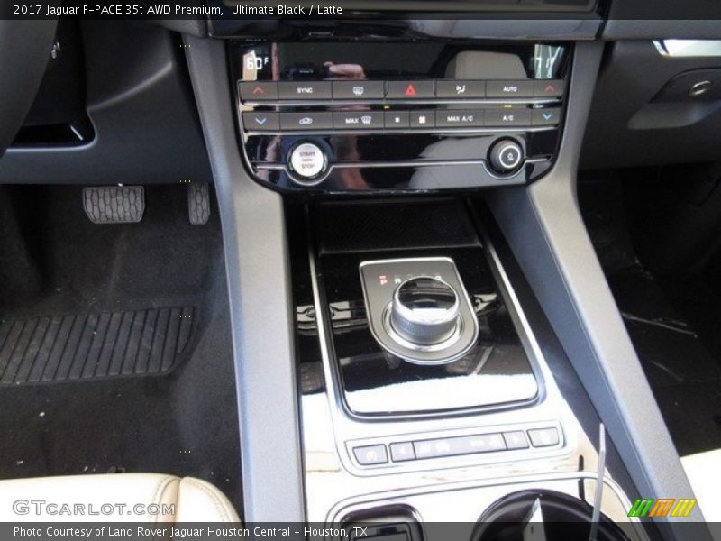 Ultimate Black / Latte 2017 Jaguar F-PACE 35t AWD Premium