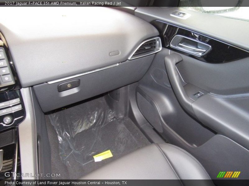 Italian Racing Red / Jet 2017 Jaguar F-PACE 35t AWD Premium