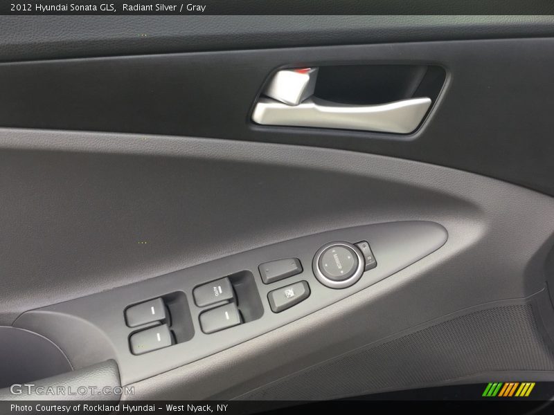 Radiant Silver / Gray 2012 Hyundai Sonata GLS