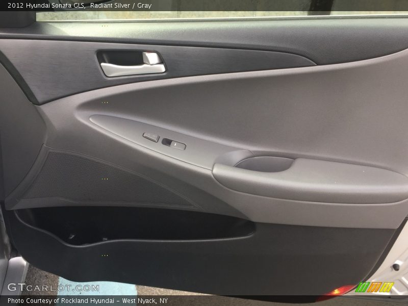 Radiant Silver / Gray 2012 Hyundai Sonata GLS