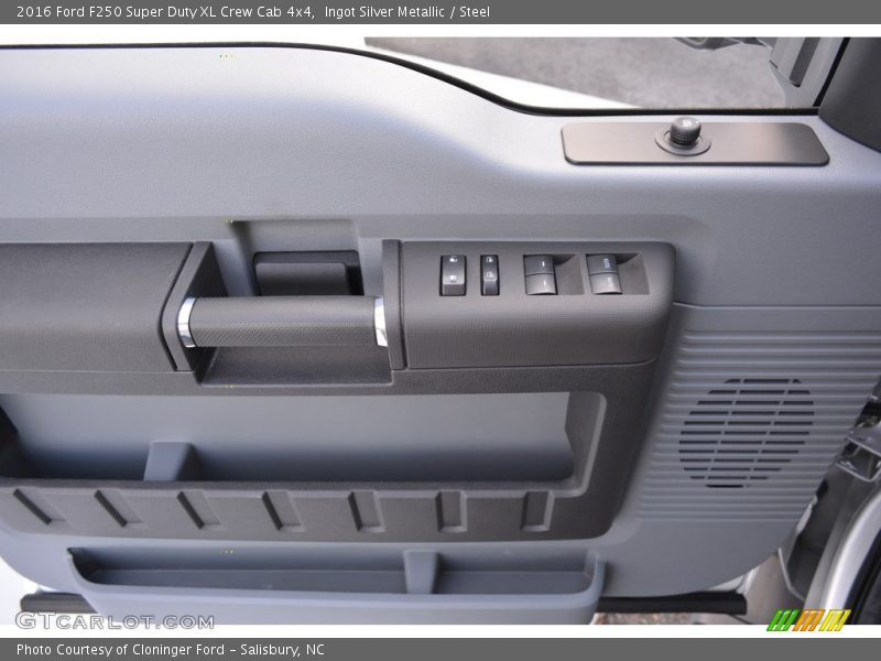 Ingot Silver Metallic / Steel 2016 Ford F250 Super Duty XL Crew Cab 4x4