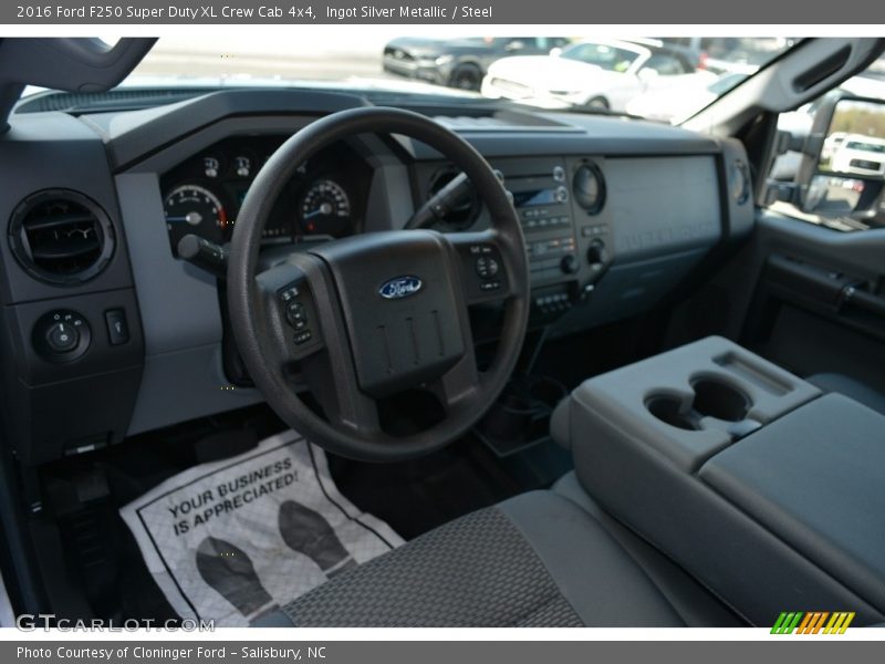 Ingot Silver Metallic / Steel 2016 Ford F250 Super Duty XL Crew Cab 4x4