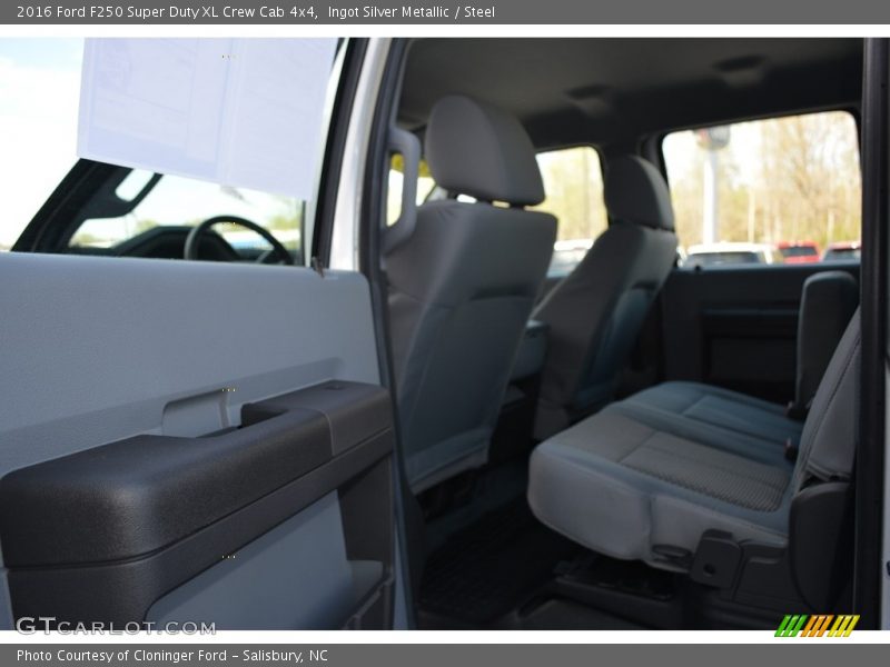 Ingot Silver Metallic / Steel 2016 Ford F250 Super Duty XL Crew Cab 4x4