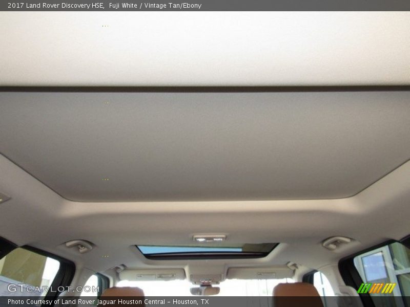Fuji White / Vintage Tan/Ebony 2017 Land Rover Discovery HSE