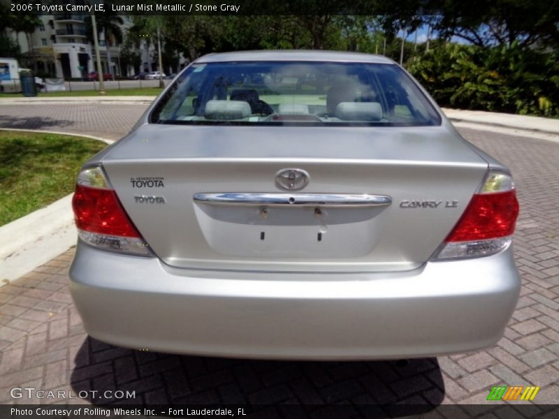 Lunar Mist Metallic / Stone Gray 2006 Toyota Camry LE