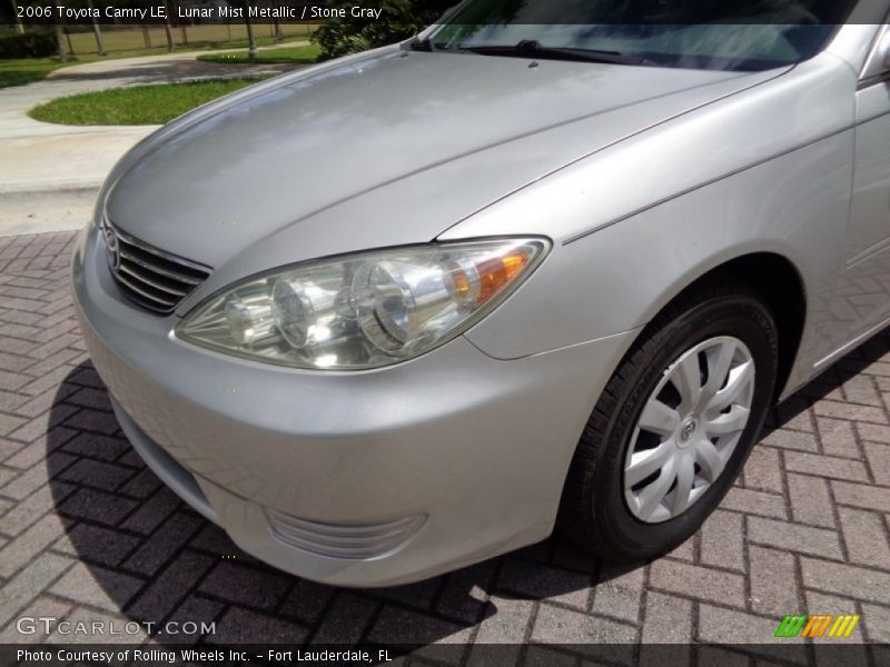 Lunar Mist Metallic / Stone Gray 2006 Toyota Camry LE