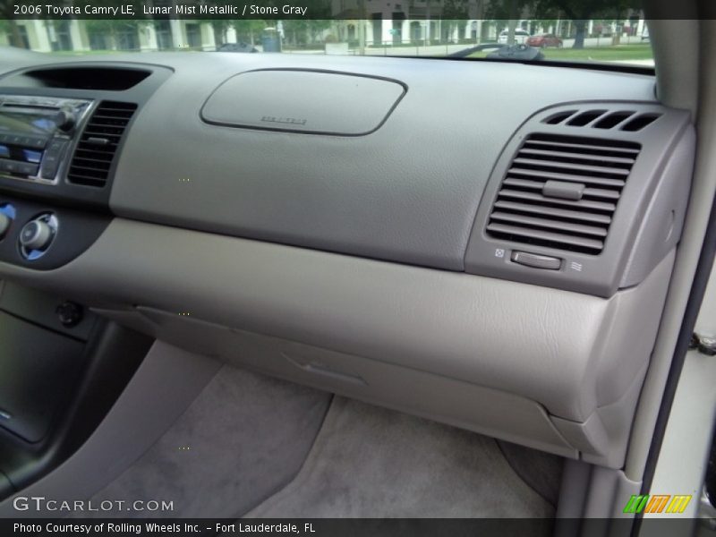 Lunar Mist Metallic / Stone Gray 2006 Toyota Camry LE