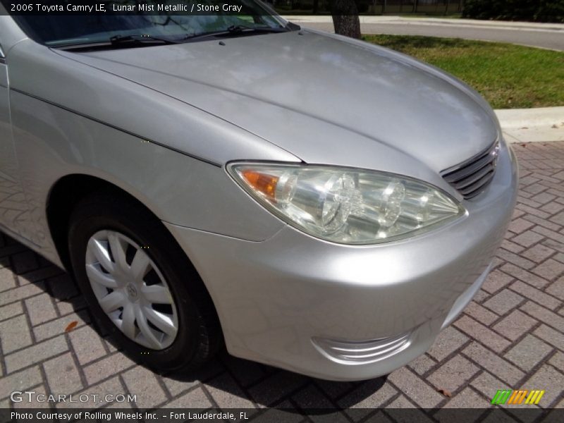 Lunar Mist Metallic / Stone Gray 2006 Toyota Camry LE