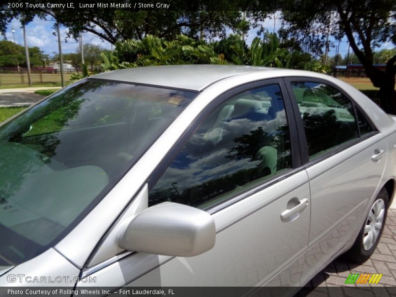 Lunar Mist Metallic / Stone Gray 2006 Toyota Camry LE