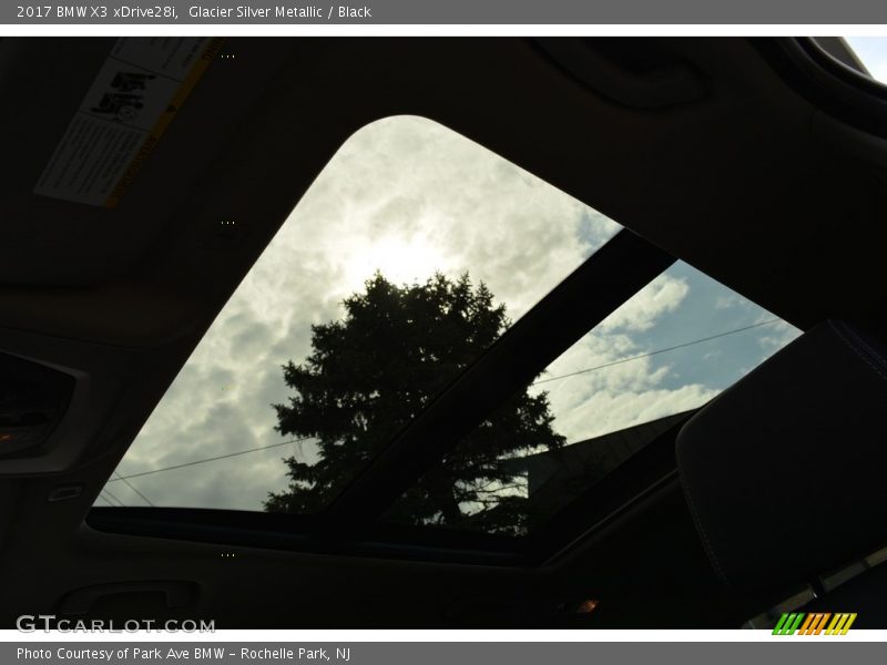 Glacier Silver Metallic / Black 2017 BMW X3 xDrive28i