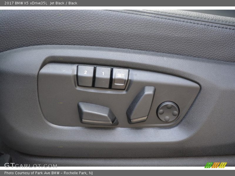Controls of 2017 X5 xDrive35i
