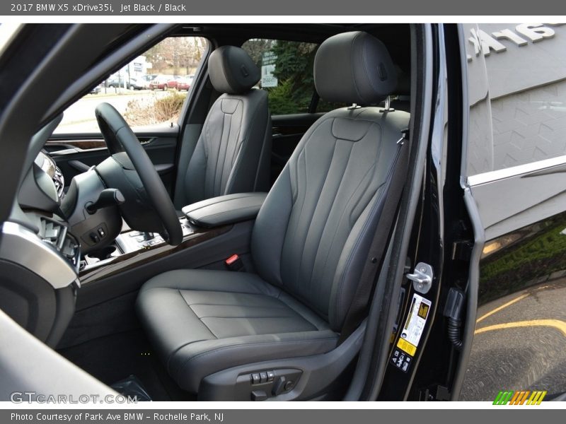 Front Seat of 2017 X5 xDrive35i