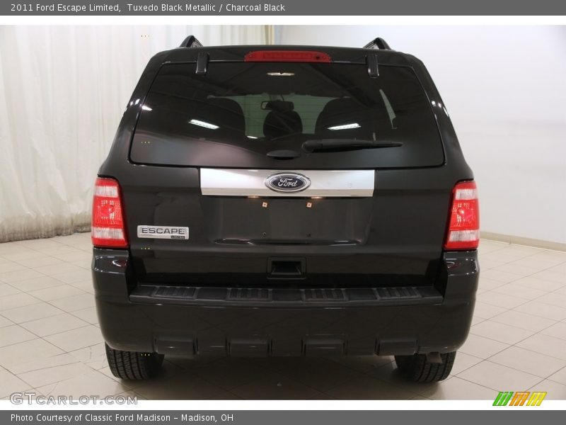 Tuxedo Black Metallic / Charcoal Black 2011 Ford Escape Limited